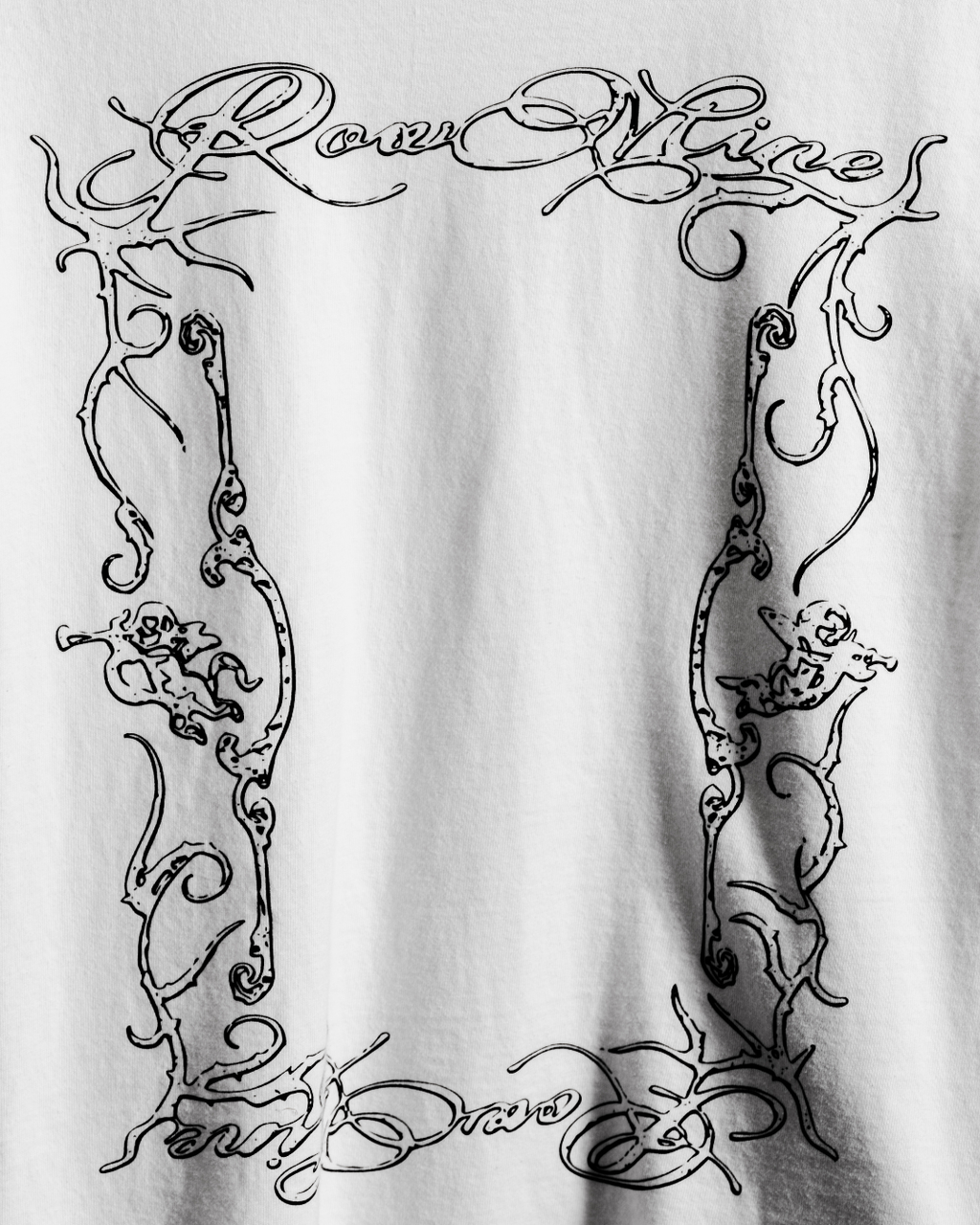 Frame T-Shirt - Salt