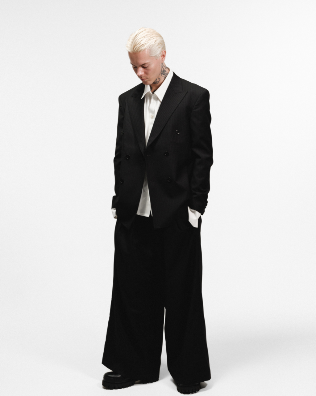 Signature Wide Leg Wool Pinstripe Trouser - Midnight