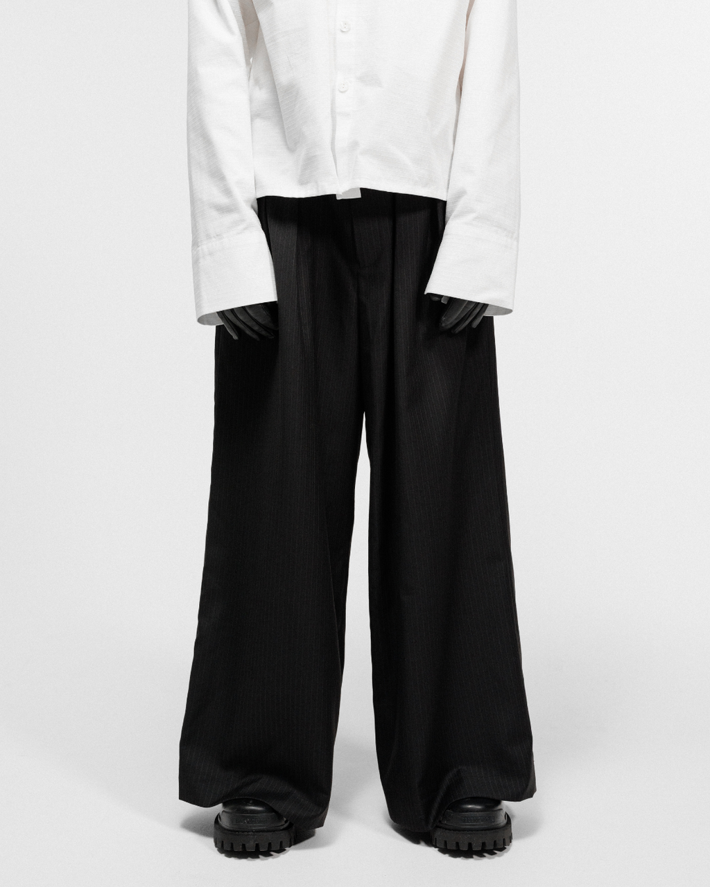 Signature Wide Leg Pleated Trouser - Oil